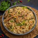 Hakka noodle chicken